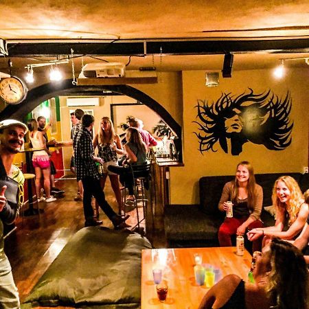 זאדאר The Mellow Monkey Hostel מראה חיצוני תמונה