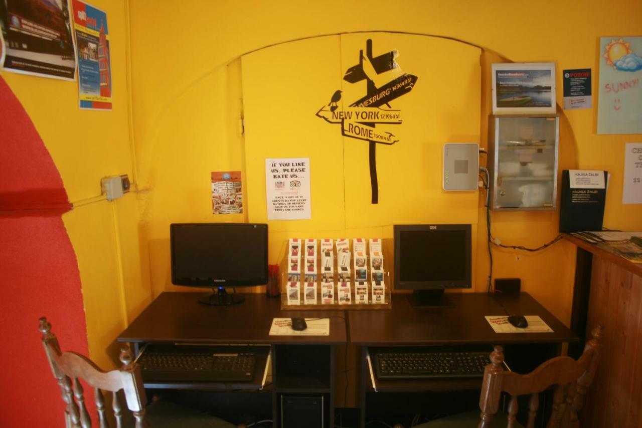 זאדאר The Mellow Monkey Hostel מראה חיצוני תמונה